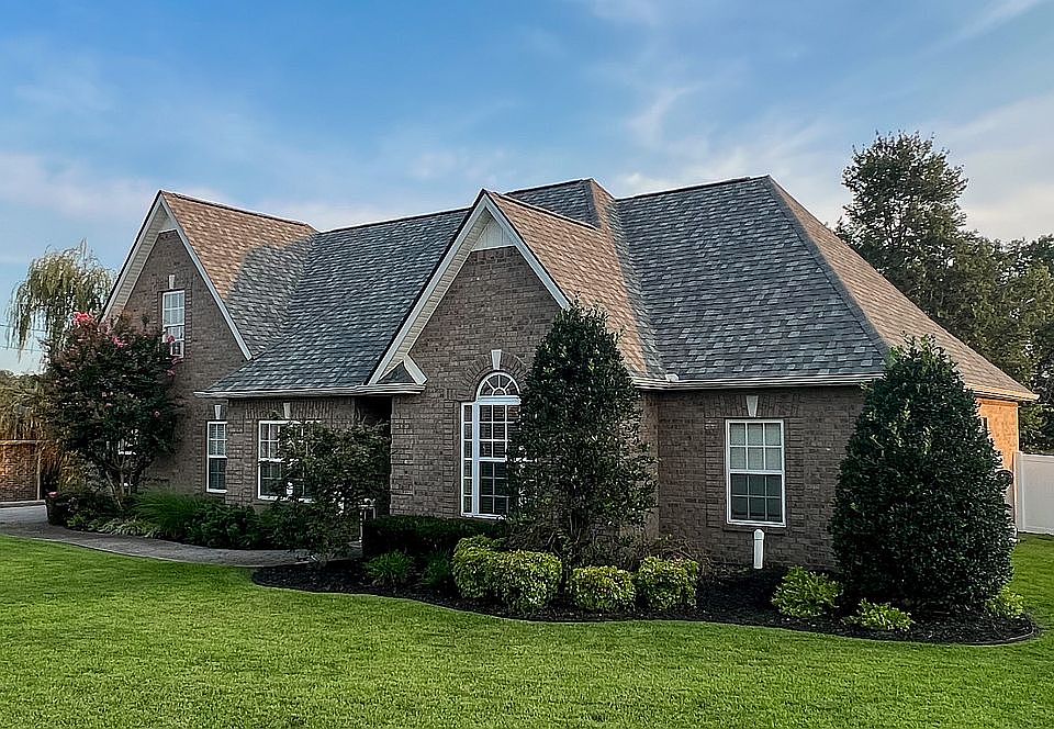 1st image of 521 Beaumont Dr