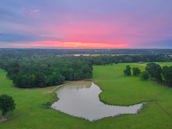 3102 Buck Sherrod Rd, Marshall, TX 75672