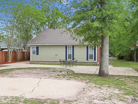 4th image of 16316 N Galvez Ave