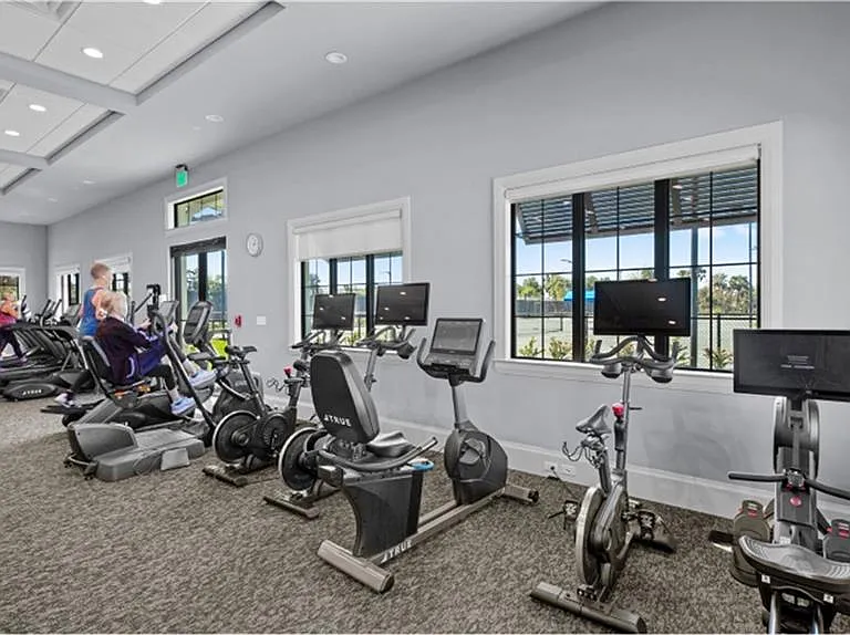14271 Heritage Landing Blvd — Photo 30