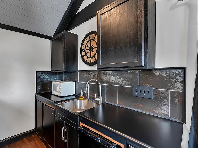 117 Summer Breeze Ln — Photo 43