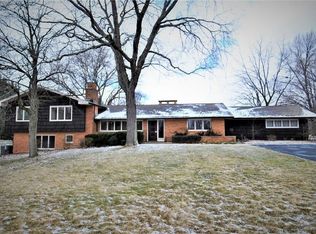 6540 Columbia Rd, Olmsted Township, OH 44138