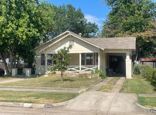 2001 Fairmount Ave, Fort Worth, TX 76110