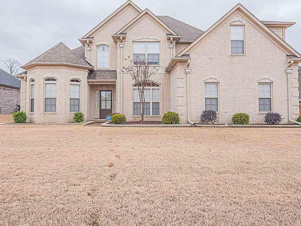1st image of 30 Meadow Trail Ln