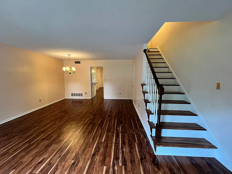 919 Alachua Ave — Photo 2
