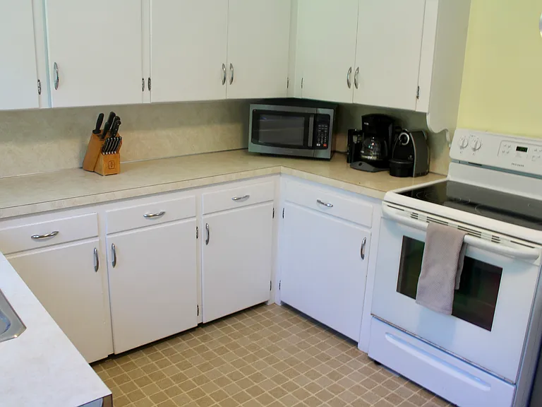 107 Barnes Rd — Photo 13