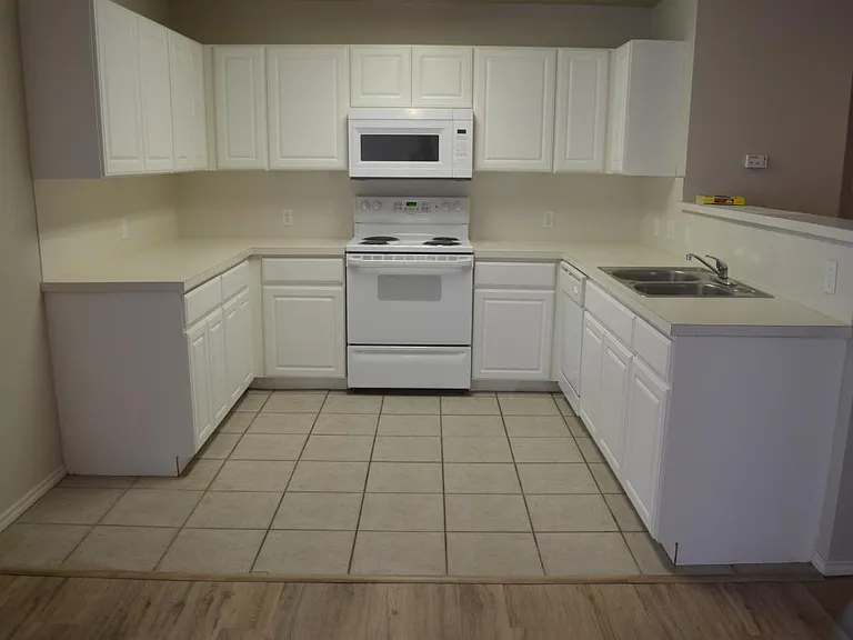 6306 7th St #2 — Photo 5