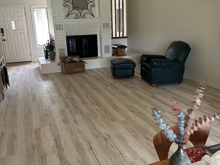 1323 Porter Ln #1323 — Photo 5