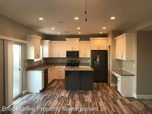 4th image of 2520 Blackhawk Dr Unit 39