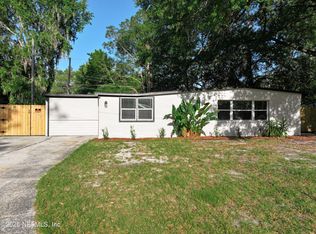 2932 NE 10th St, Gainesville, FL 32609