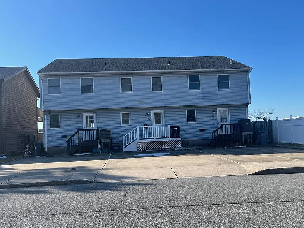 Building Photo - 137 Jamestown Rd #C