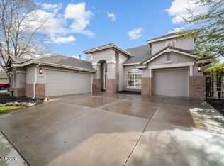 10570 Iron Ridge Ct, Reno, NV 89521