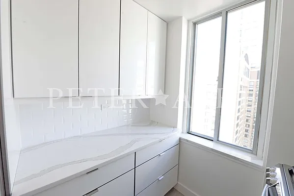 Rented by Peter Ashe | media 19