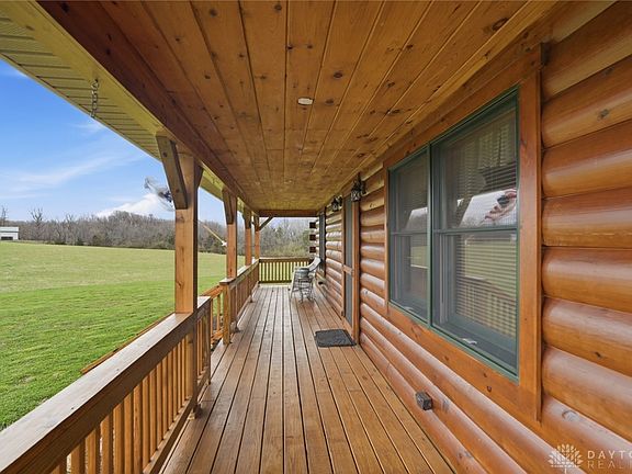 5th image of 4288 Woods Ln