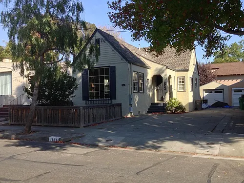 1131 Neilson St Photo 1