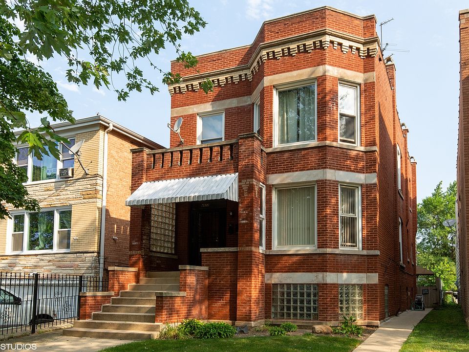 1st image of 4822 W Cornelia Ave