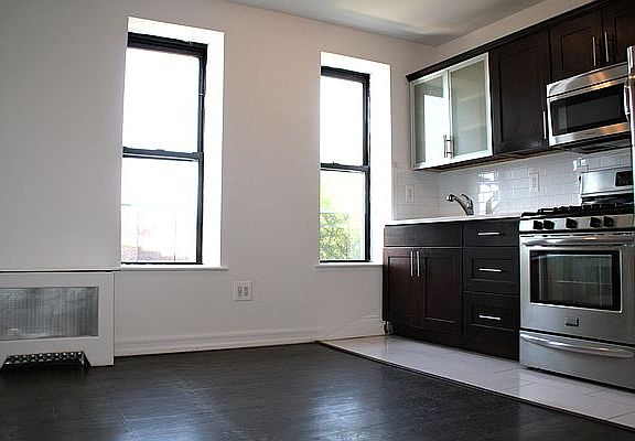 2nd image of 1045 Union St APT 5g