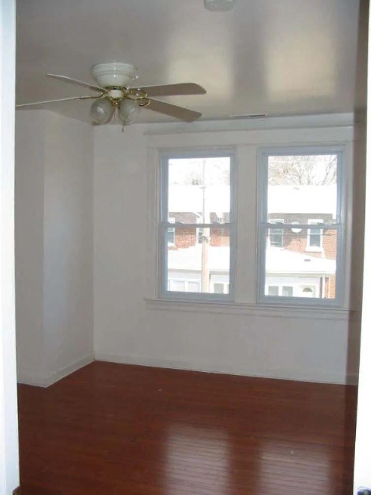 2 bed, 800 sqft, $1,200 — Photo 4