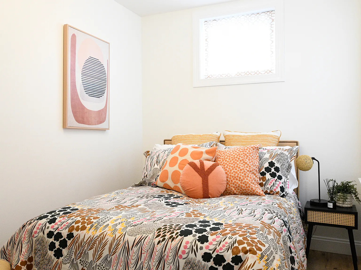 2 bed, 900 sqft, $2,000 — Photo 4