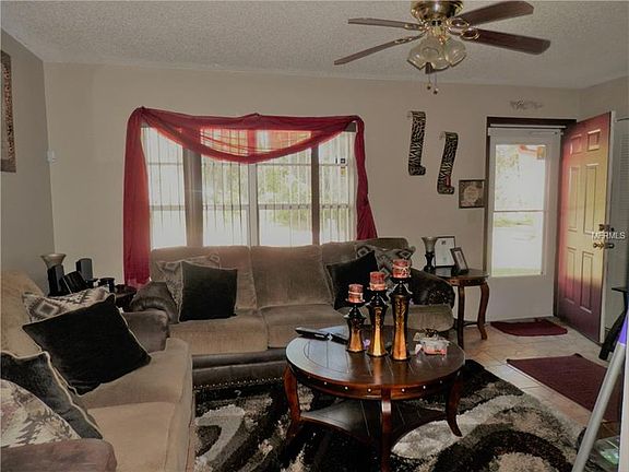 2nd image of 1440 S Clara Ave