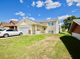 443 3rd Ave E, New England, ND 58647