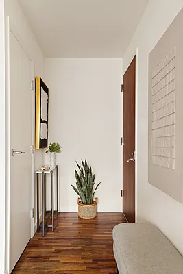 Entry / hallway, photo 1