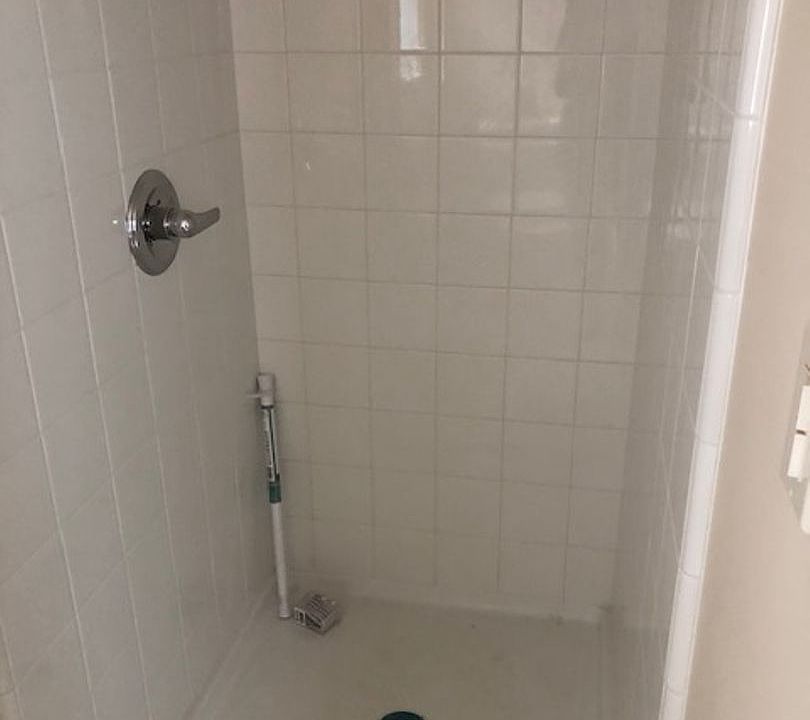 2nd image of 1451 Naples Way Unit B