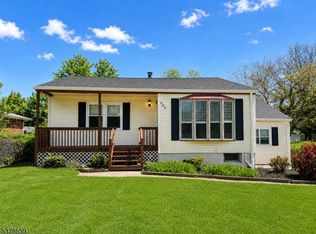 403 Girard Ave, Somerset, NJ 08873