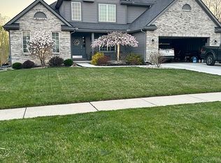 6937 Forest Run Dr, Temperance, MI 48182