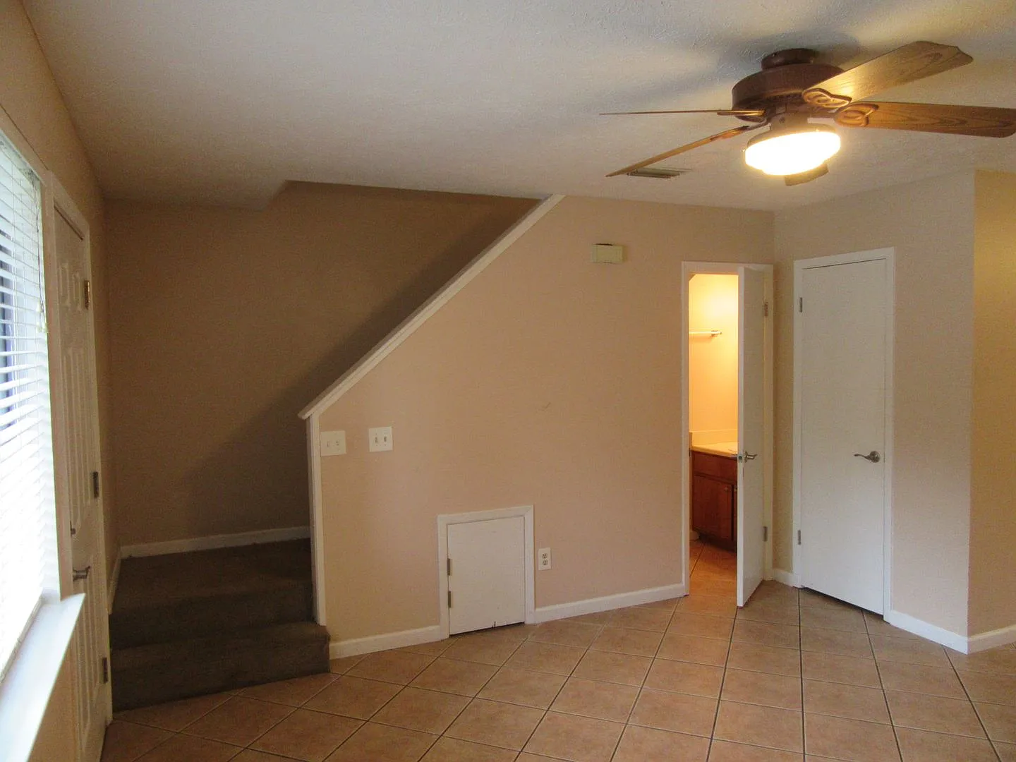 804 West St. — Photo 4