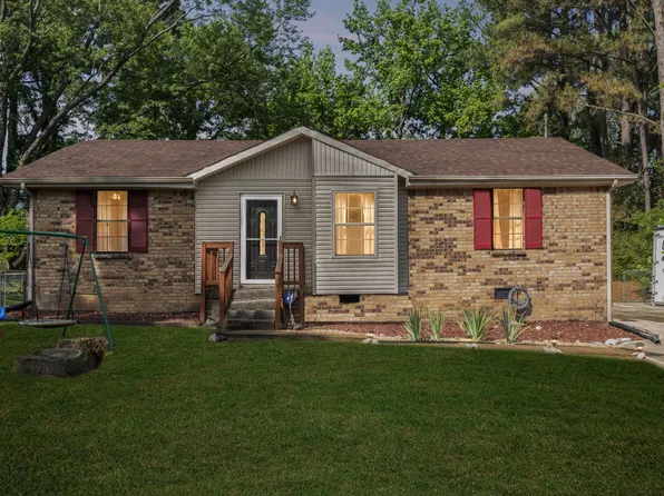 1282 Slayden Cir, Clarksville, TN 37040