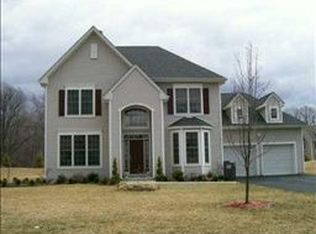 3 Sterling Cir, Highland Mills, NY 10930