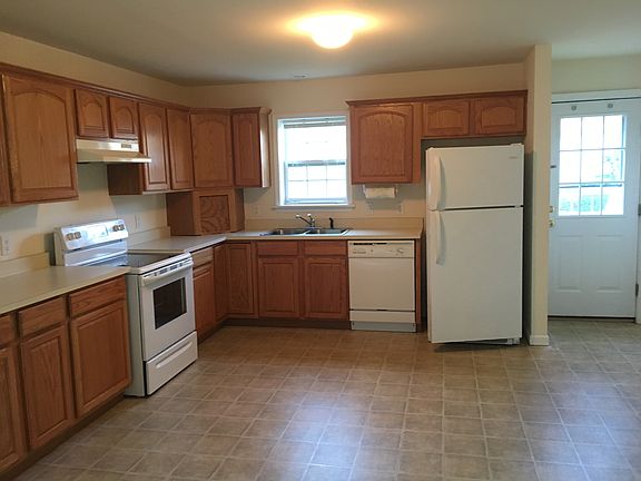 4th image of 1000 9th St APT J73