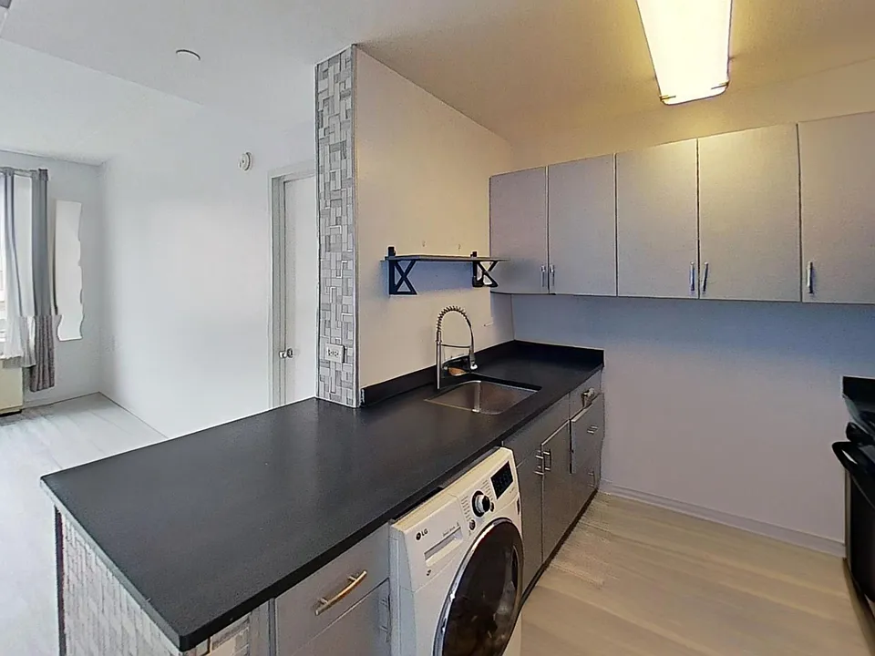 68 Bradhurst Ave #8J