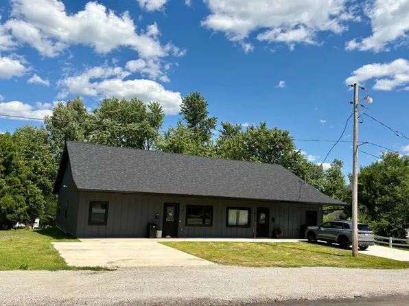202 E Howell St, Albany, MO 64402