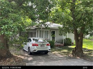 702 S Daughtry St, Douglas, GA 31533