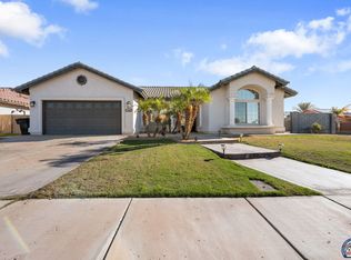 1268 Topaz Ct, Calexico, CA 92231