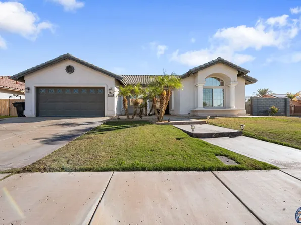 1268 Topaz Ct, Calexico, CA 92231