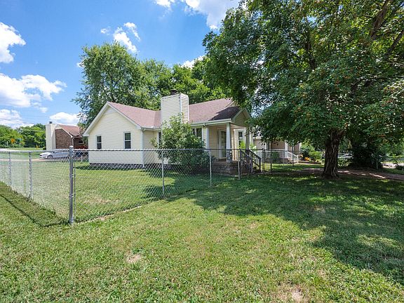 4th image of 726 Heritage Square Dr