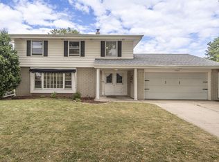 3168 S 119th St, West Allis, WI 53227