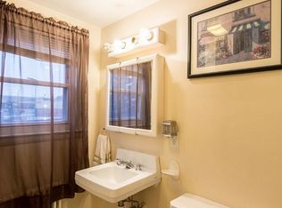 23 Rockwood Rd, Middletown, RI 02842