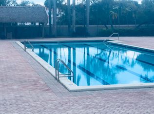 5221 SW 154th Pl, Miami, FL 33185