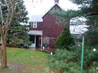 3826 Water St, West Mifflin, PA 15122
