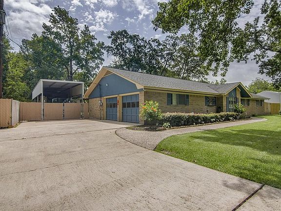 5th image of 120 Lone Oak Dr