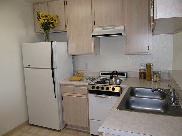 Heritage Oaks Senior Apartments — Photo 7