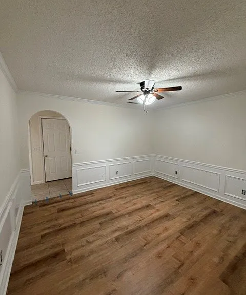 1699 W Oak Dr — Photo 9