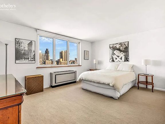 5th image of 45 W 67th St APT 22F