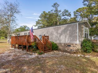 729 Magnolia Dr, Sunset Beach, NC 28468