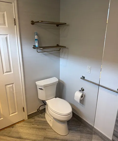 302 N Gertruda Ave — Photo 17