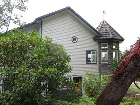 4th image of 811 Fox Hollow Rd